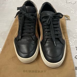 Burberry Sneakers